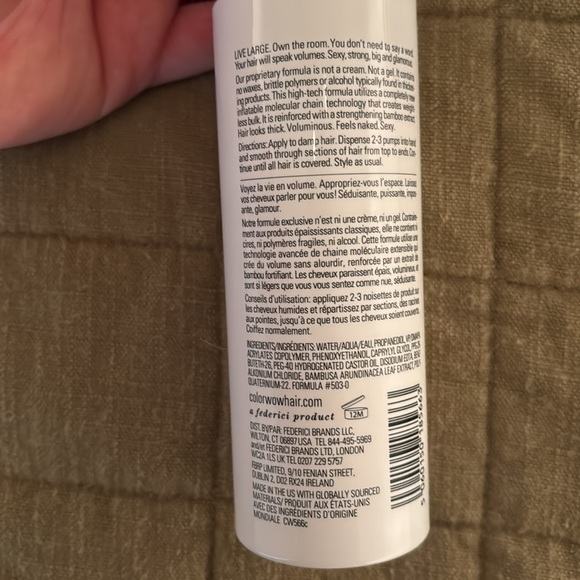 Colorwow created large bombshell volumizer - Picture 3 of 3